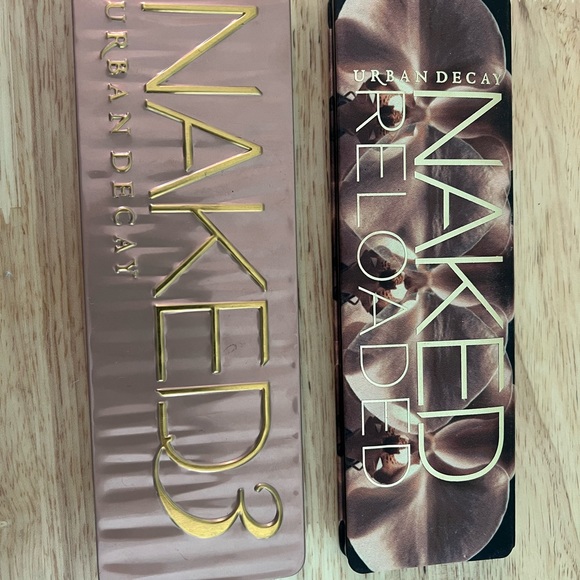 Urban Decay Naked eyeshadow palettes - Picture 2 of 3